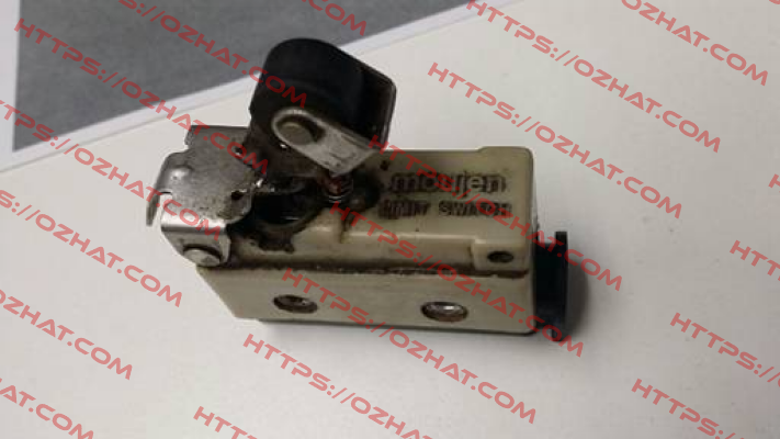  Limit Switch  Moujen